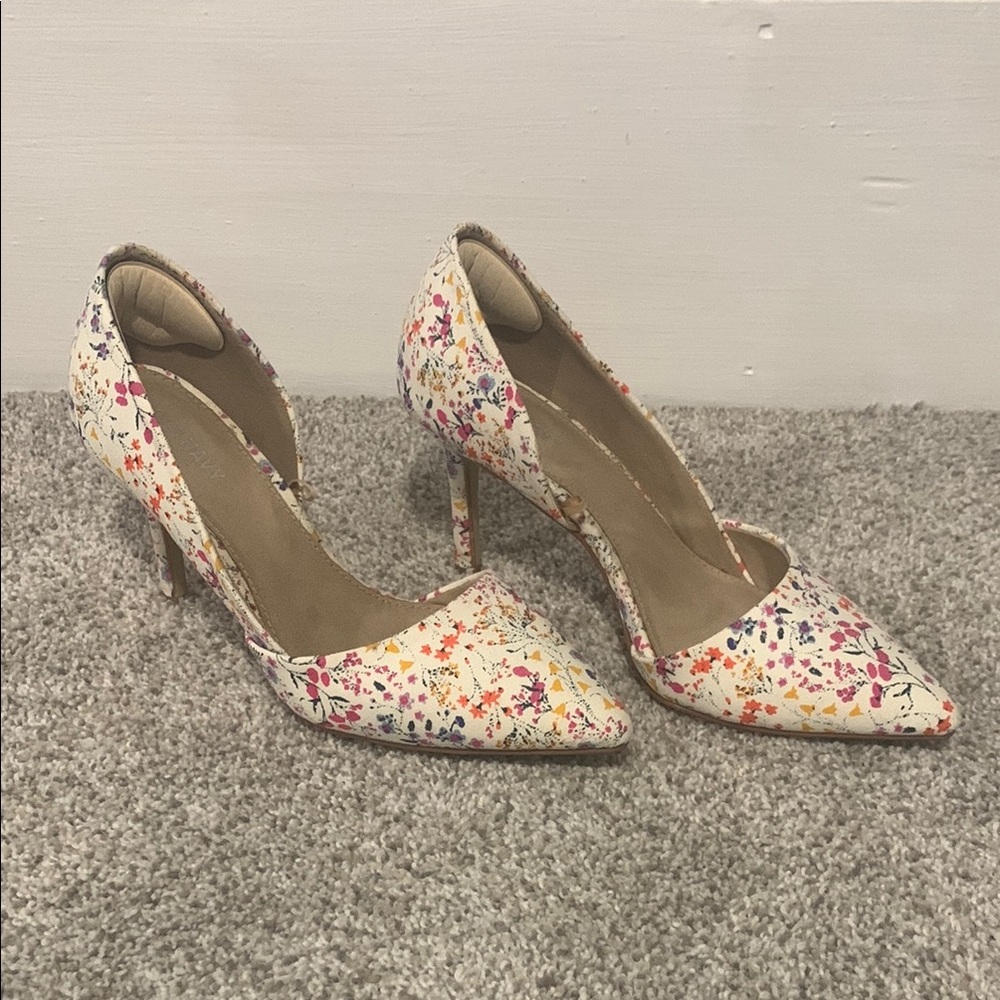 Floral Pointed Toe Heels